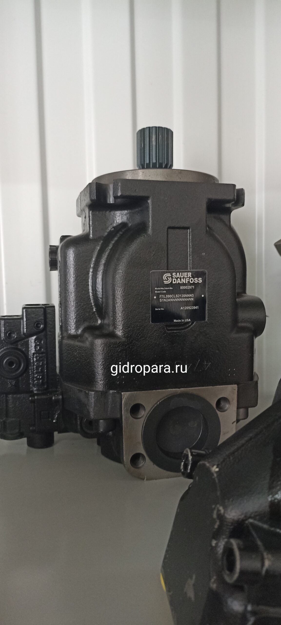 Гидронасос К-744 Danfoss FRL090CLS2120NNN3