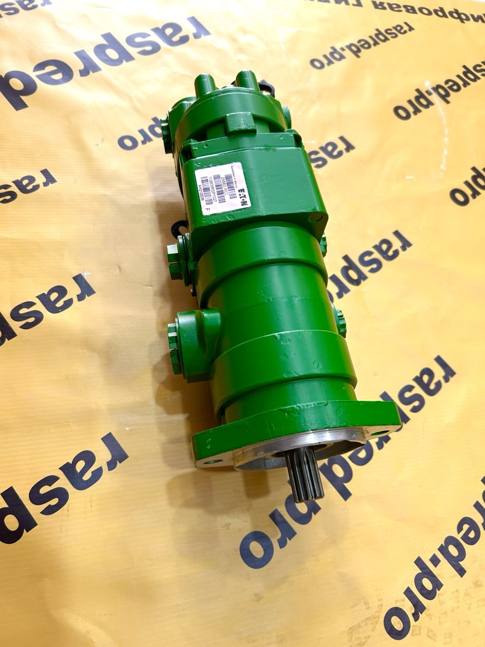 Гидронасос JOHN DEERE AH212539